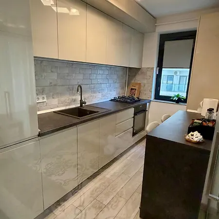 Comfort Elegance In Center