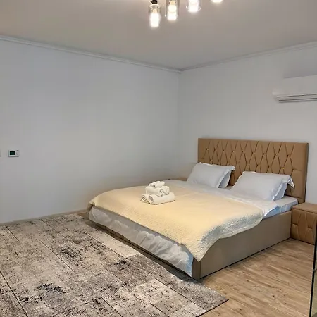 Comfort Elegance In Center *