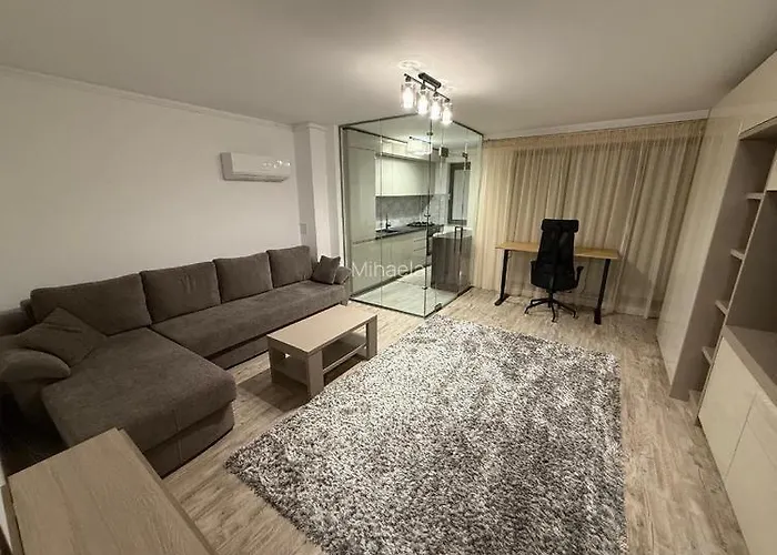 Comfort Elegance In Center